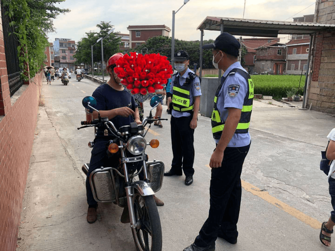 雷速体育- 云贵雄鹿队击败蓬莱雄鹿队，摩托车赛总决赛上演裁判判罚引热议！观赏性拉满