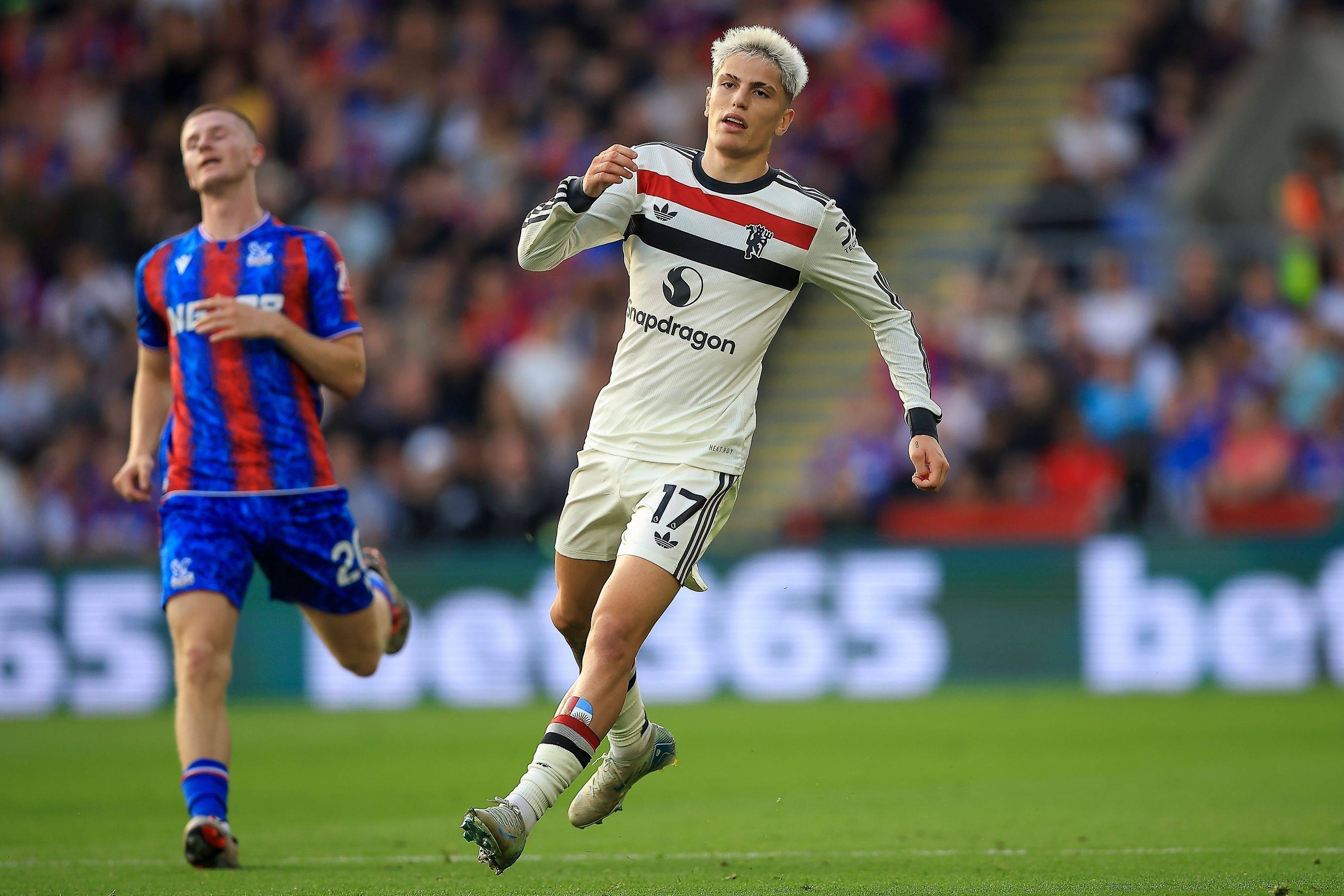 雷速体育- Ning新星表现优异表现突出，曼联前途光明！上演精彩一战