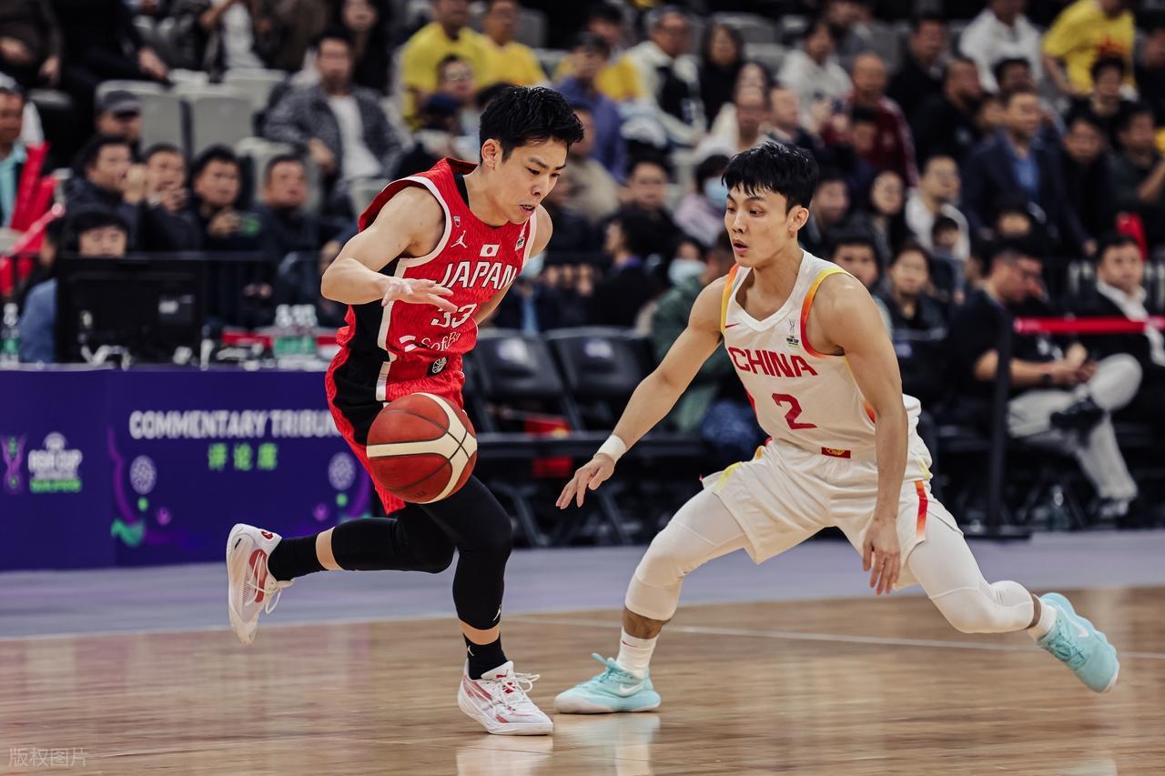 雷速-夏洛特黄蜂迎CBA季后赛关键赛，窗口期豪取连胜，底气十足，训练强度明显提升的简单介绍