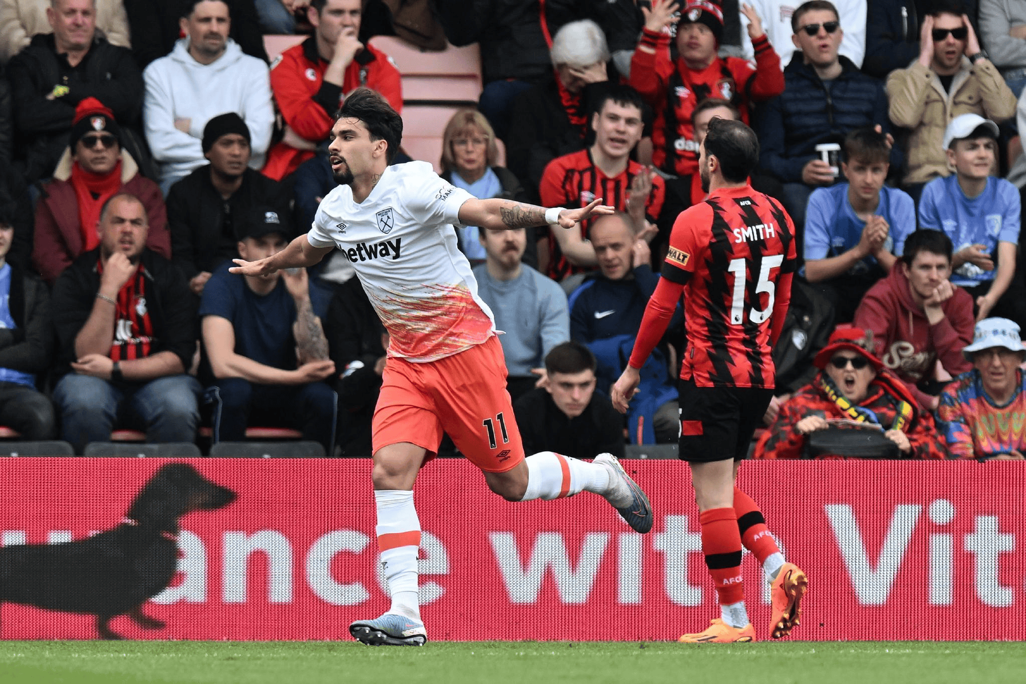 雷速-包含转会期荷甲焦点战，毕尔巴鄂竞技官宣签约，更衣室稳定，年轻球员得到机会的词条