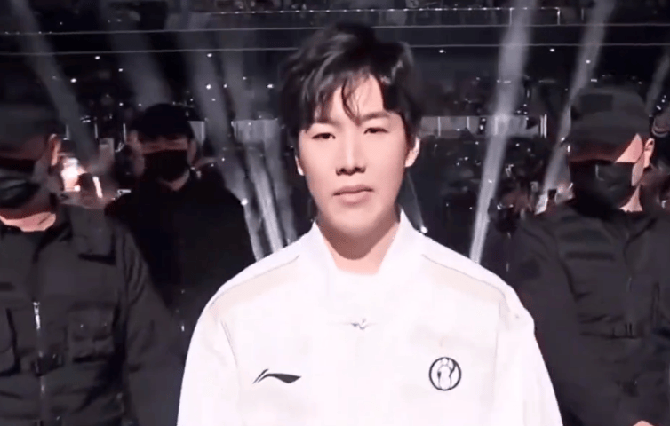 Leisu-包含TheShy遭遇十连败，中国队教练面临压力！的词条