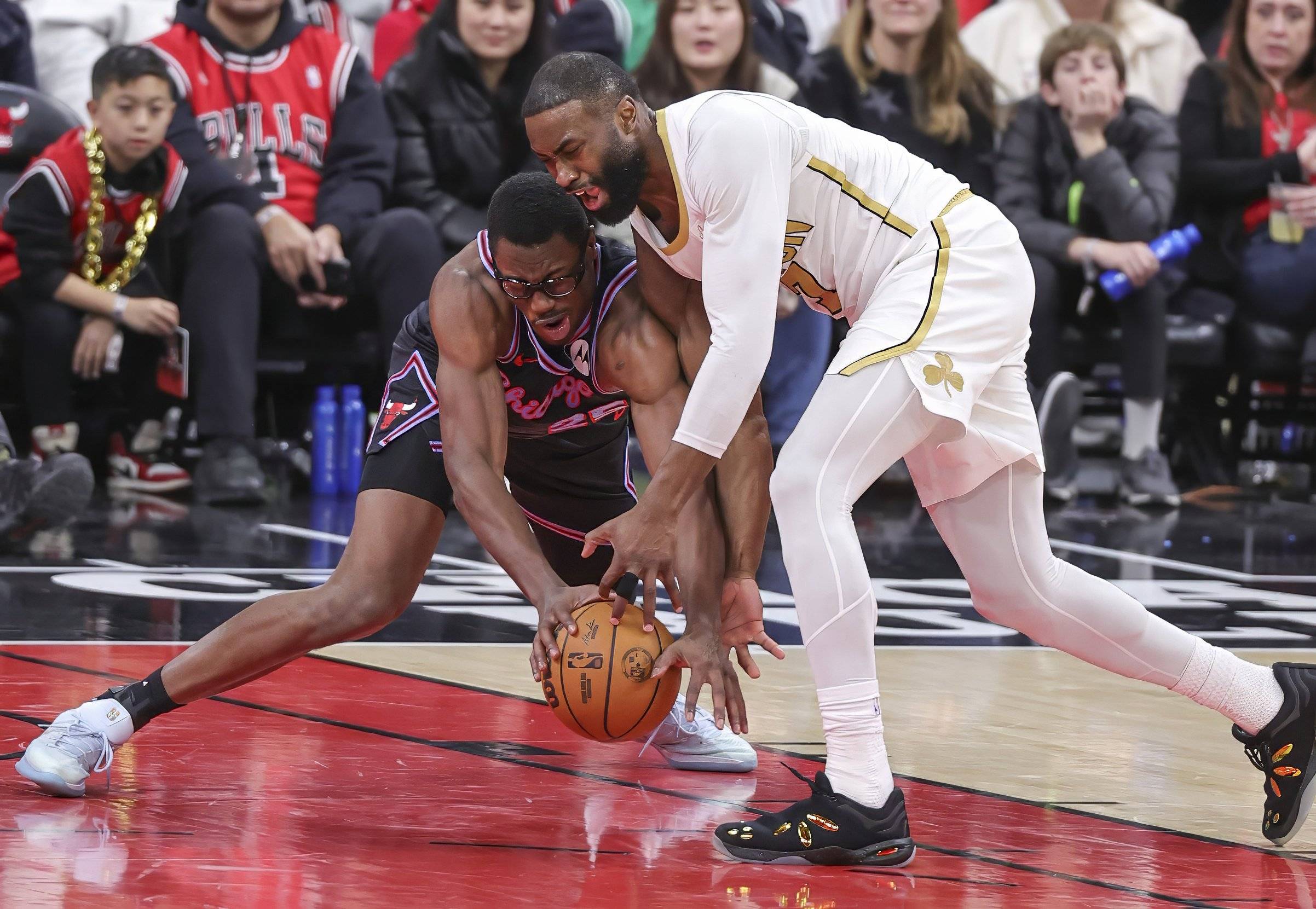 Leisu-詹姆斯关键节点高光表现,公牛带队取胜!的简单介绍